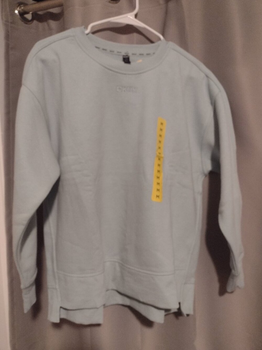 DKNY Hilo Sweatshirt new with tags size medium Womens